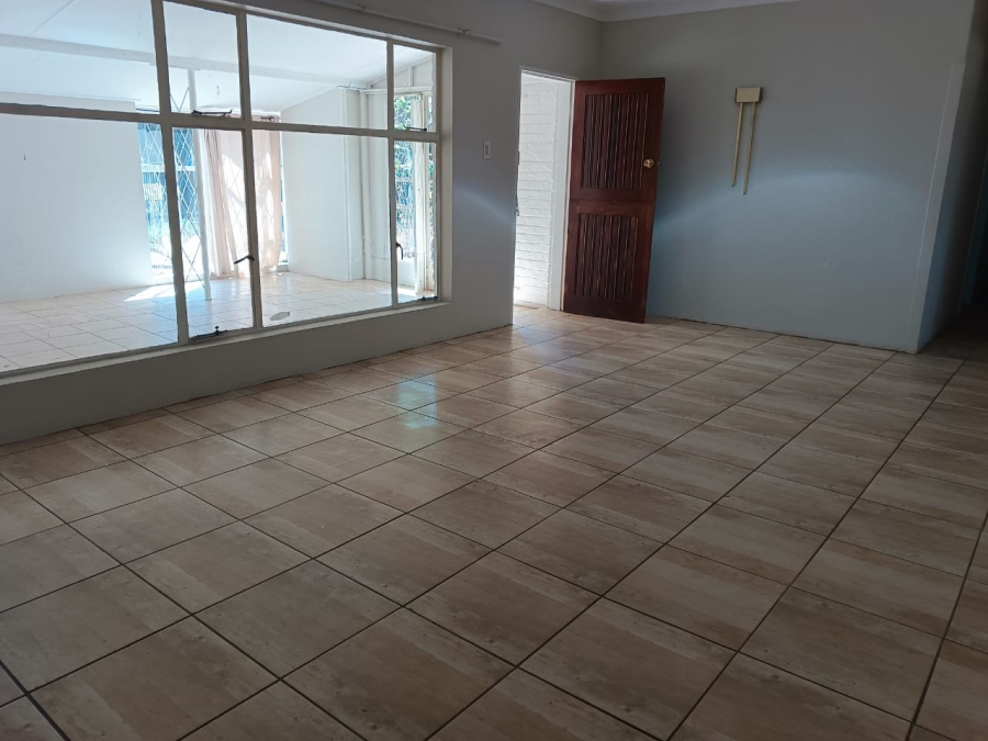 4 Bedroom Property for Sale in Parys Free State